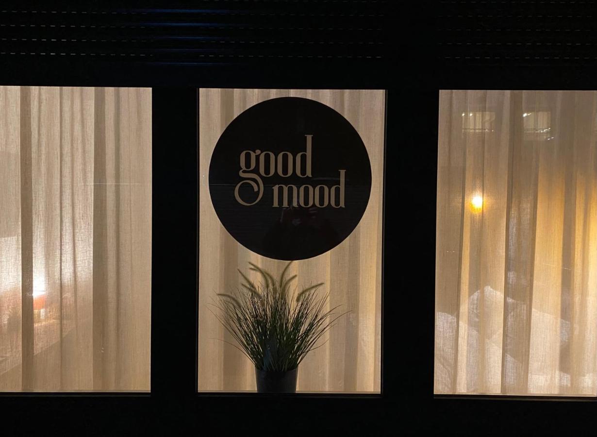 נמור Good Mood - Chambres Et Suite מראה חיצוני תמונה